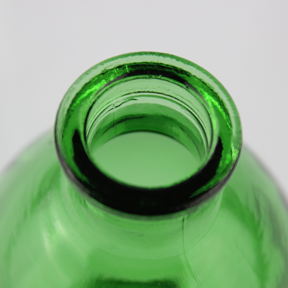 Green 750ml Glass Bottle for Spirits